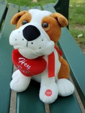 Talking Bulldog Puppy, light up heart, 10 Pickup lines sound effects